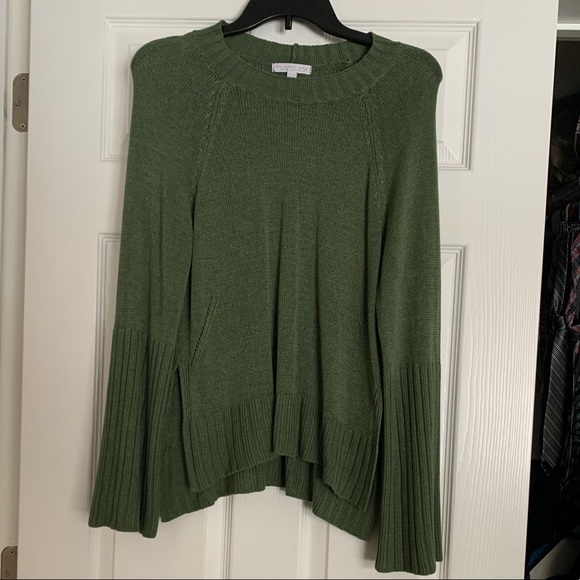 Green AE Sweater - Picture 2 of 5
